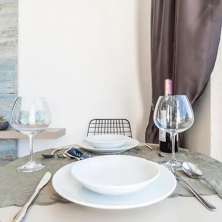 Seafront Flat With Fascinating Sea View In Bodrum