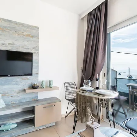 Seafront Flat With Fascinating Sea View In *